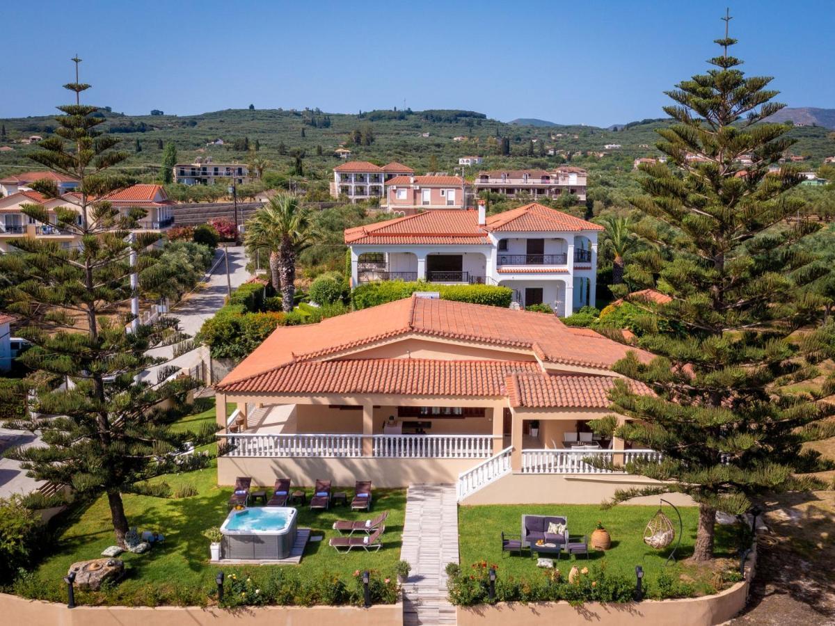 Sea Elegance Villa - On The Beach, By Zantewize Psarou  Exterior photo