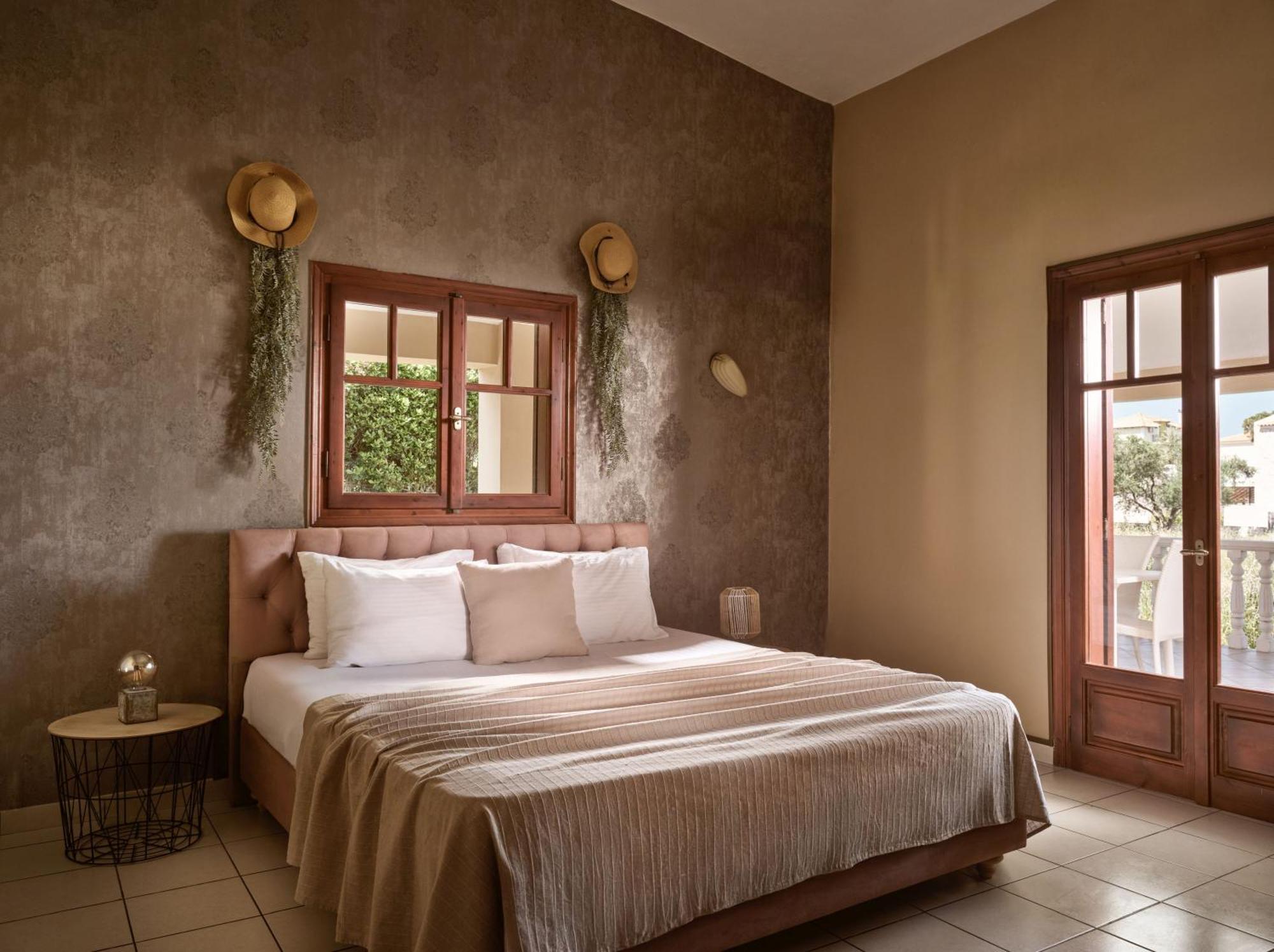 Sea Elegance Villa - On The Beach, By Zantewize Psarou  Exterior photo